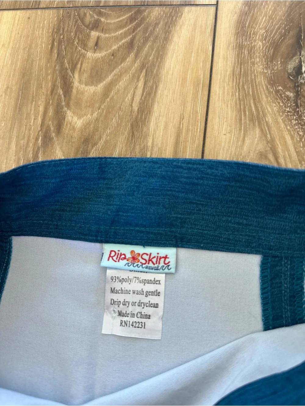 RipSkirt Hawaii women’s wrap skirt size small